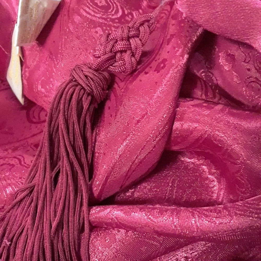 Vintage Victoria's Secret kimono robe - Picture 9 of 10